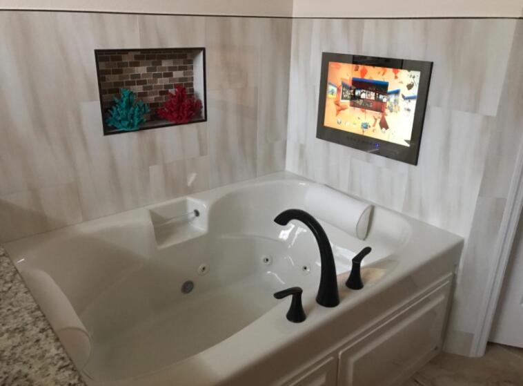 What is mirror TV?